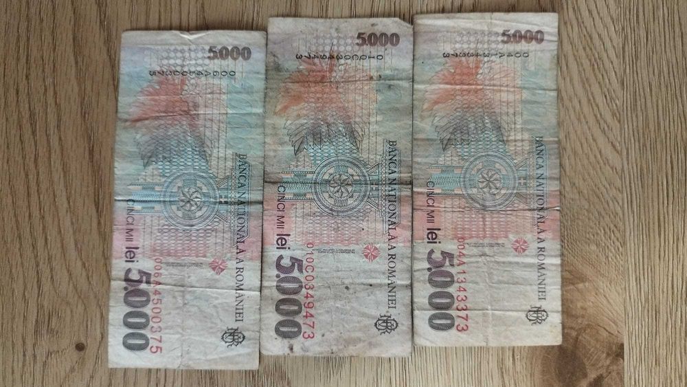 Vand bancnote vechi 5000 lei seria 004A, 006A, 010C