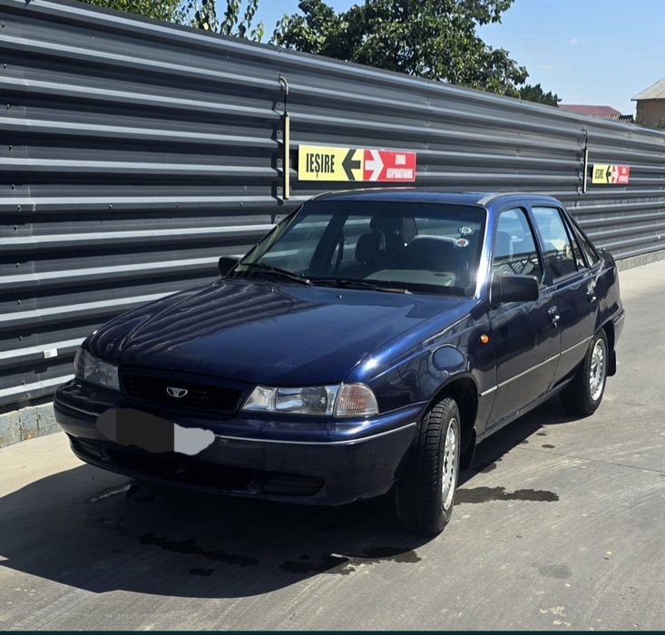 Vând Daewoo Cielo 1.5 8V – albastru metalizat, stare foarte bună