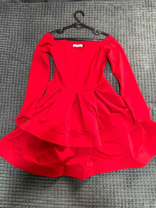 Новое платье Size: S