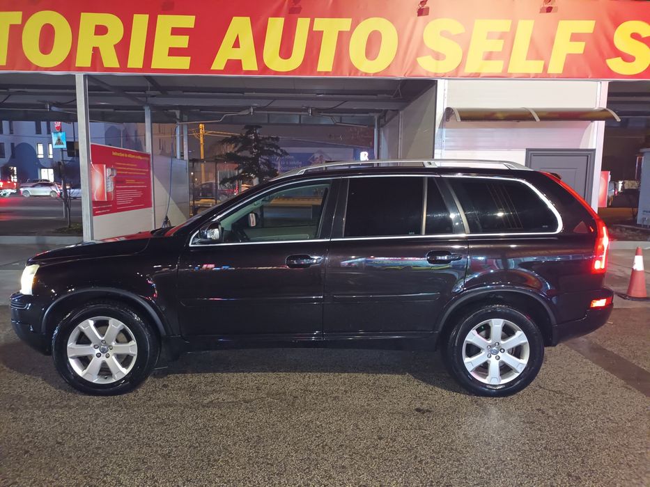Vând Volvo XC 90