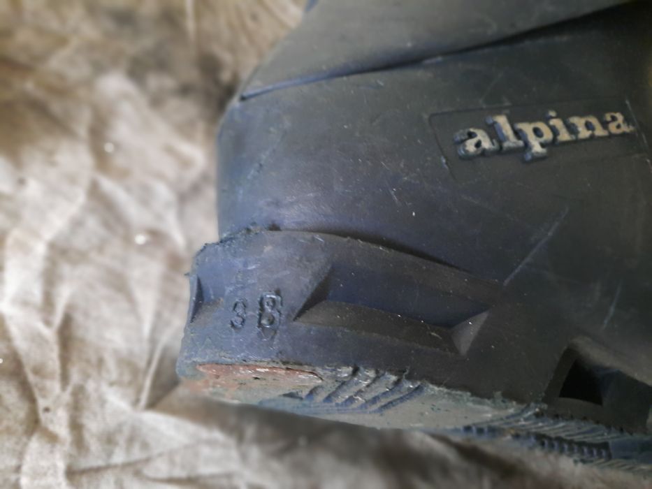 Ски обувки Alpina