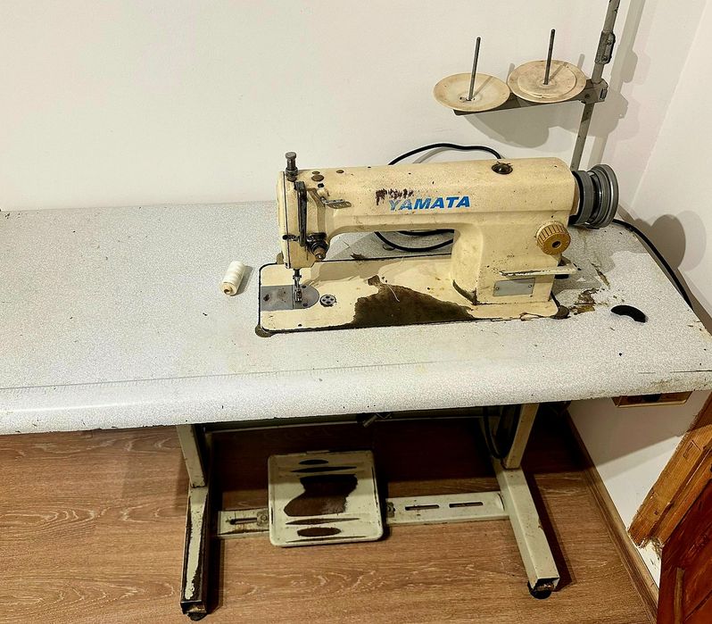 Masina de cusut industriala Yamata