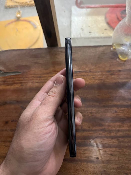 Samsung  S 22   8/256