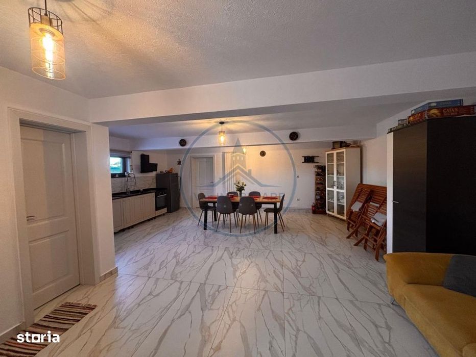 Cabana 180mp Piatra Fantanele