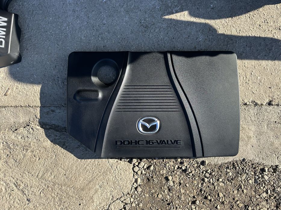 Капак/Кора за двигател Мазда 3 2.0i бензин