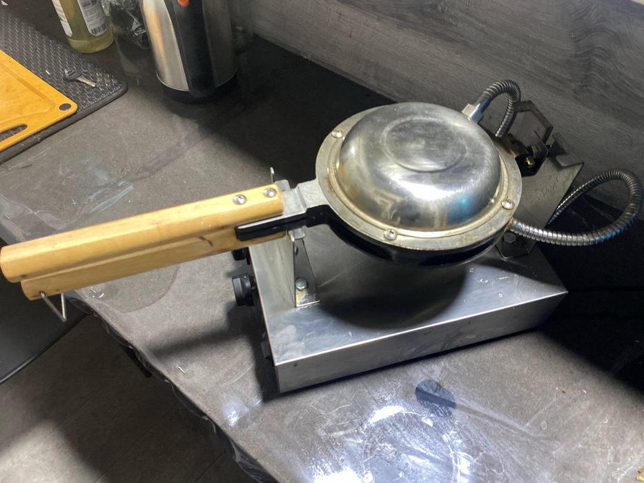 Вафельница состояние отличное