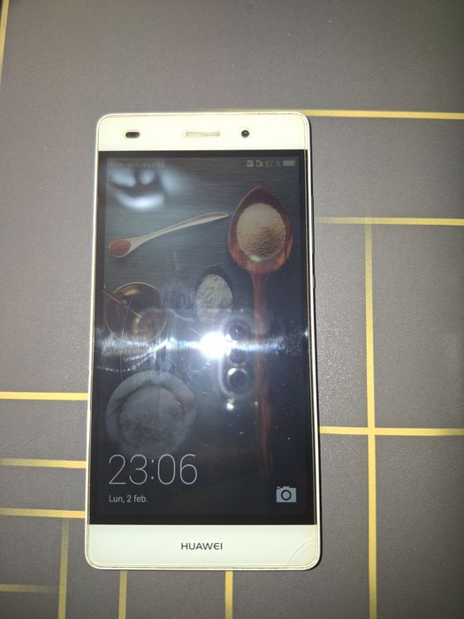 Huawei ALE-L21 – 16GB / 2GB RAM