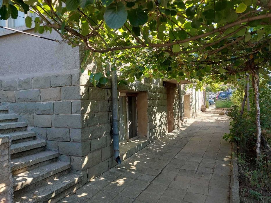 Продава се Етаж от къща в Айтос - 96 кв.м за 865 €/кв.м - Снимка #3