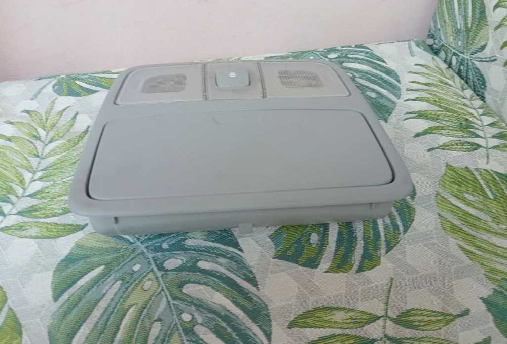 Плафон за Hyundai i30 I (2007 - 2011)