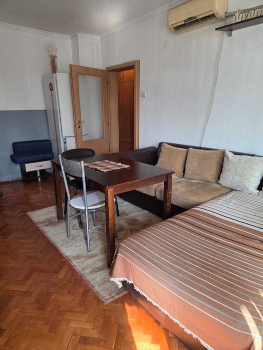 Дава се под наем Тристаен апартамент в Бургас, Зорница - 80 кв.м за 438.6 € - Снимка #2