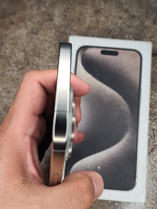 iPhone 15 Pro Max 256 GB karobak