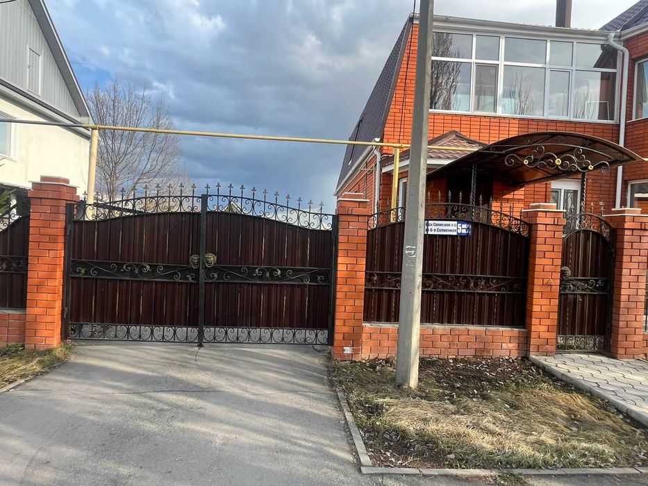 Продается коттедж возле мкр. Береке