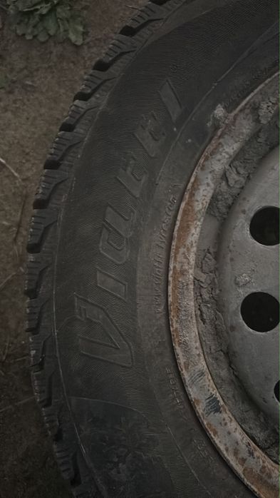 Продам резину ….