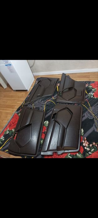 124 мерседес обшивка