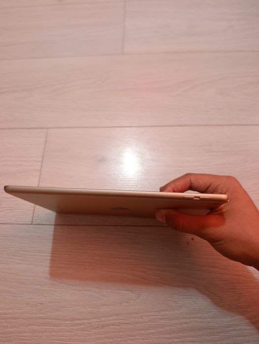 Apple iPad gen 5th