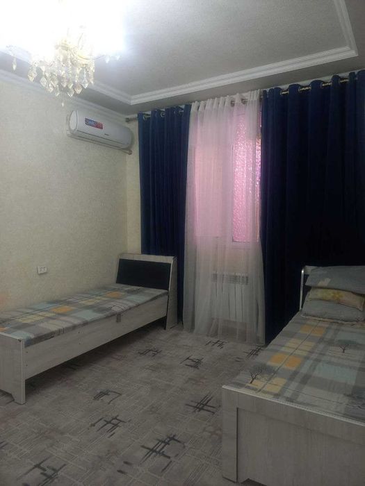 Город Навои продается 2-комн. 3-й эт. от дома Янги Хаёт (Водакачка)
