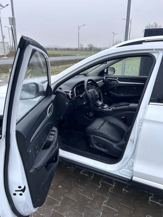 MG ZS EV Luxury Electric