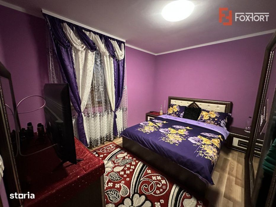 Casa individuala cu 12 camere, 400 mp utili - Bucovat