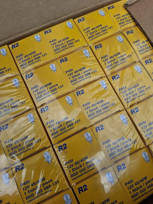 Becuri Hella Selum H4 H3 R2 C5W VY5W Ba9s Ba15s Sv8.5