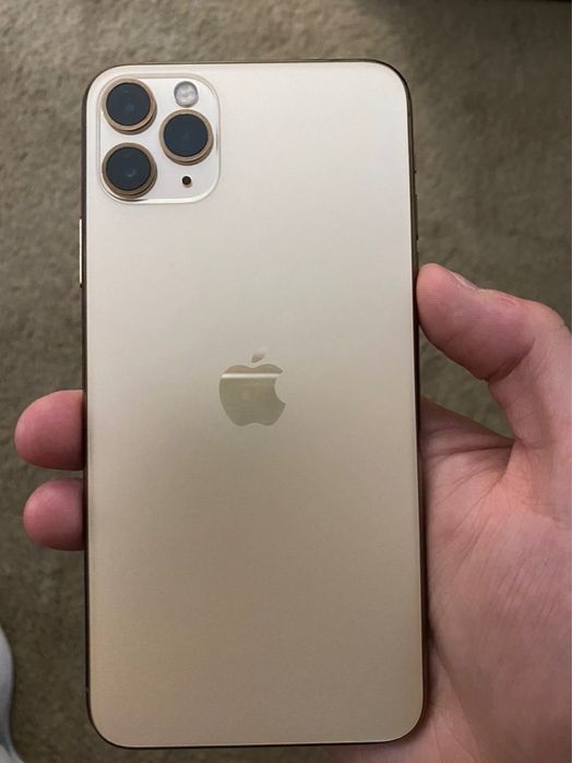 Iphone 11 pro max gold