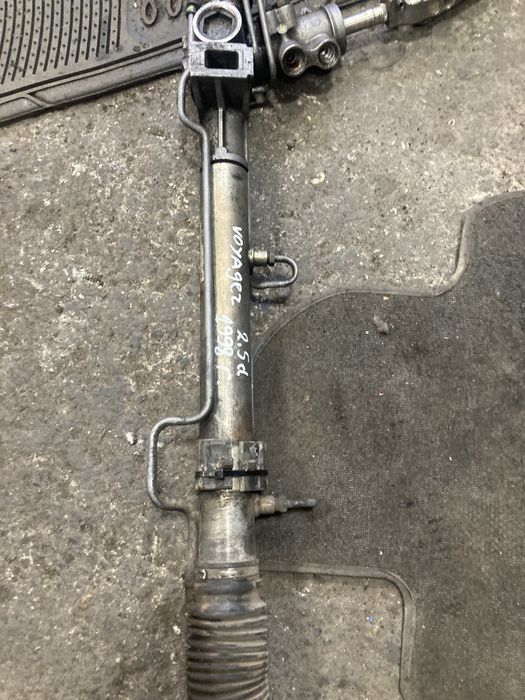 Chrysler voyager 2.5d 1998 година Кормилна рейка