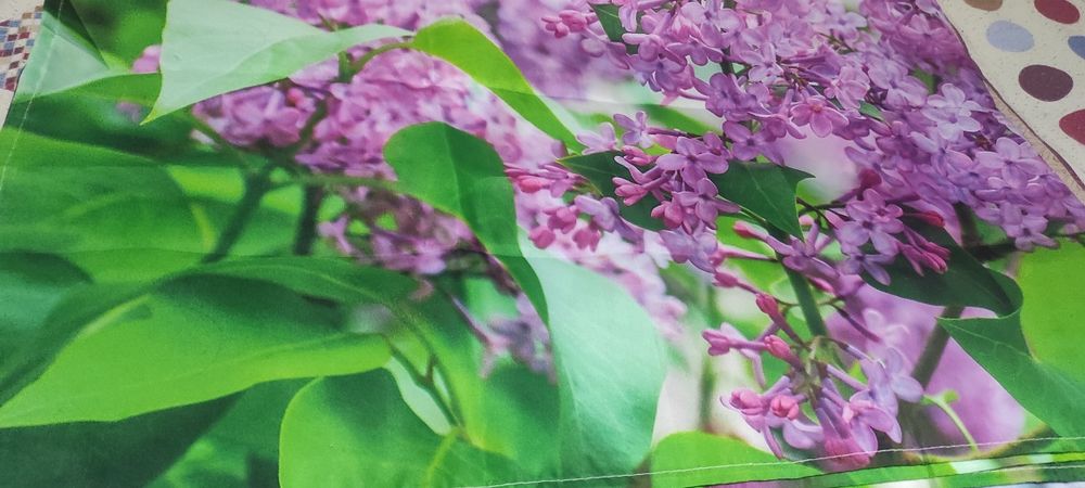 Скатерть очень красивая сирень