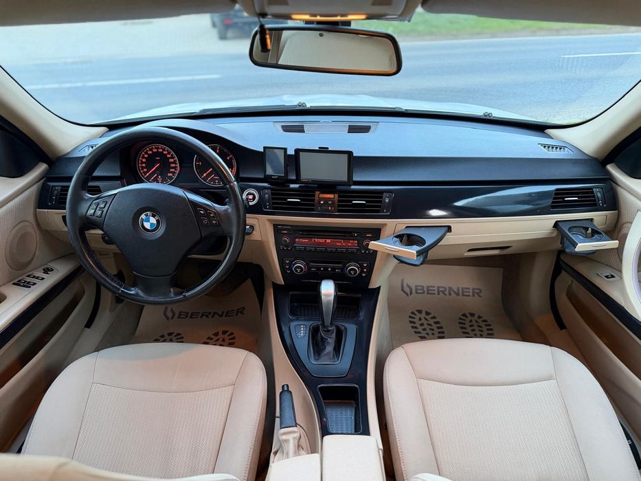 BMW 3 Series 2009 — imagine 5