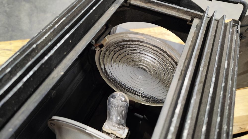 Reflector teatru ADB THH 1002 JHF