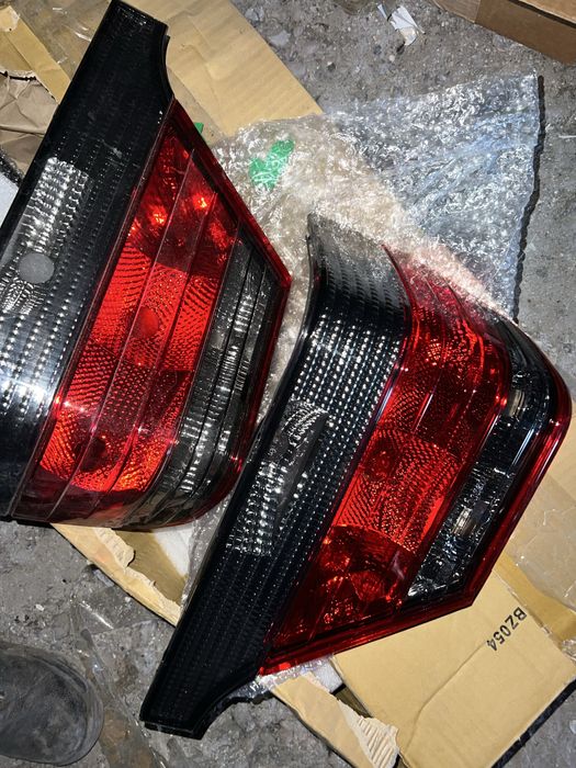 W140 кабан зад фонари новые