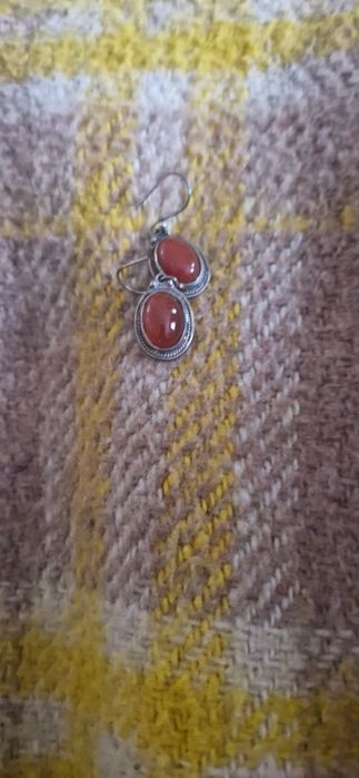 Cercei din argint cu carneol