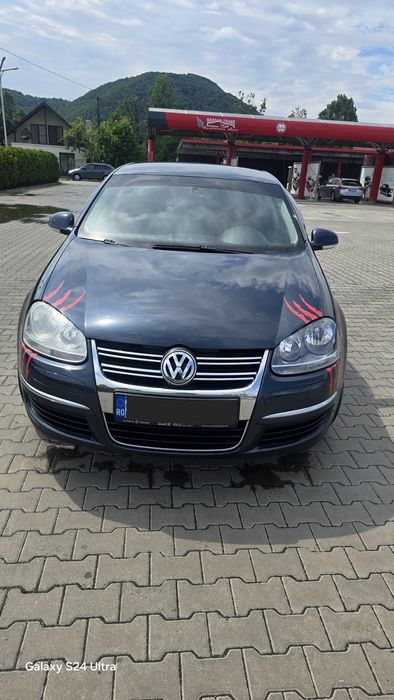 VOLKSWAGEN Jetta 2006 — imagine 3