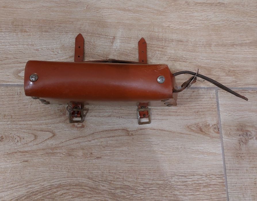 Чантичка за инструменти за ретро велосипед