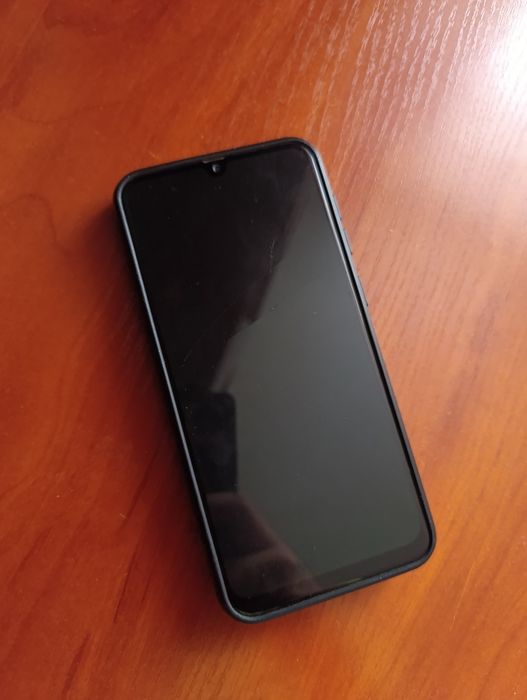 Продаю Samsung A30