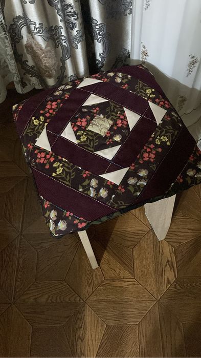 Чехол на кухонные табуреты