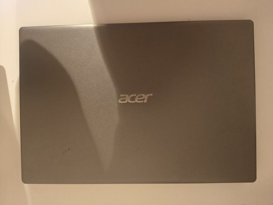Acer Aspire 3 A315 Ryzen 5 3500U, 8GB Ram, placa video Radeon Vega 8 4GB