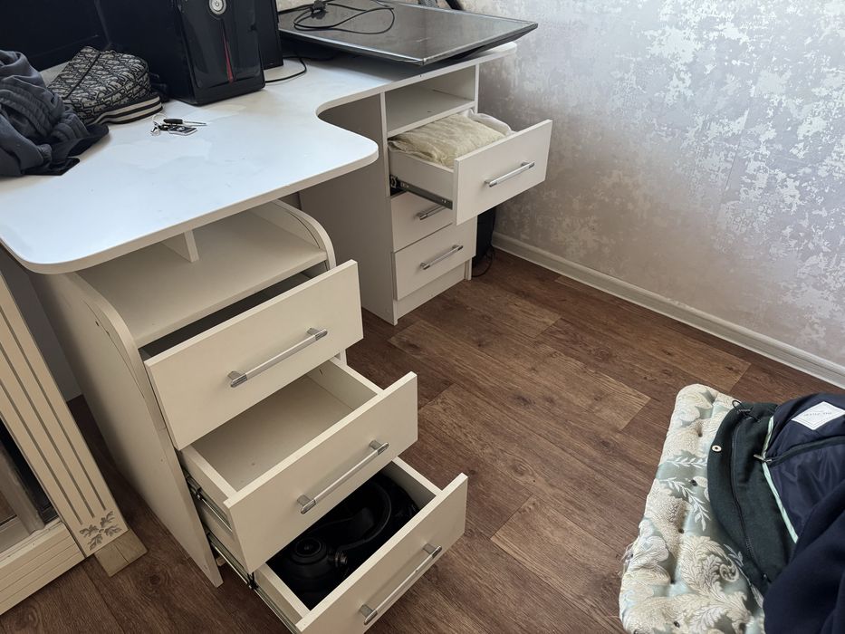 Компьютерное стол