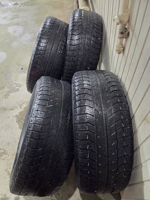 Продам зимние шины Michelin