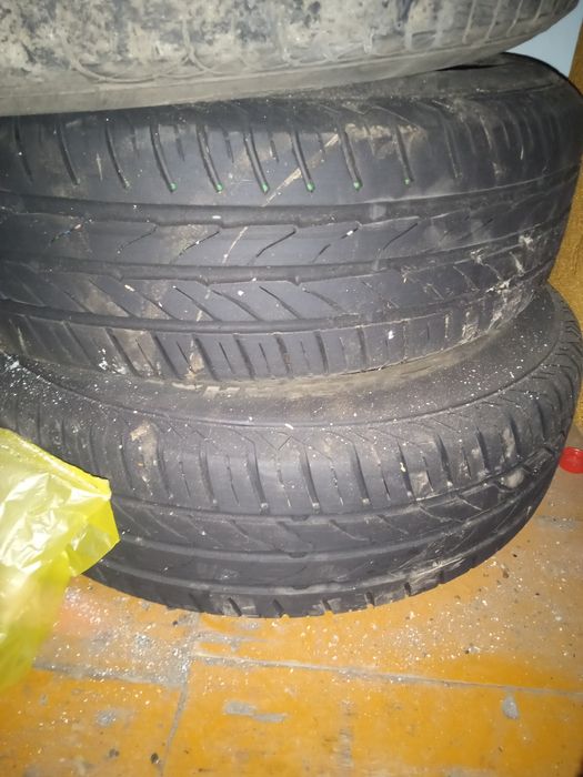 Продам резину  на ваз