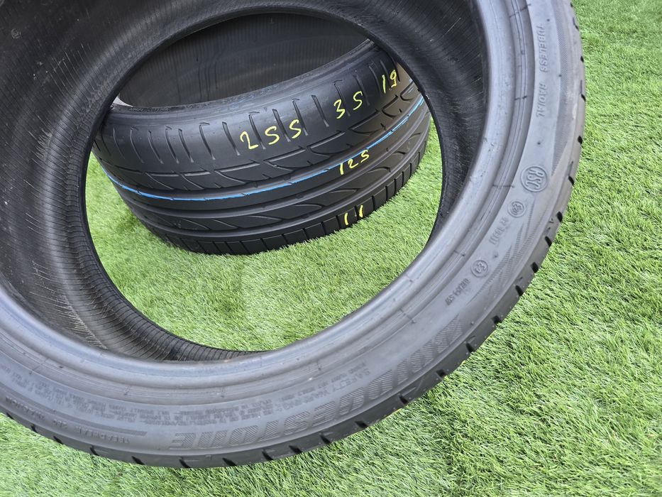 255 35 19 bridgestone