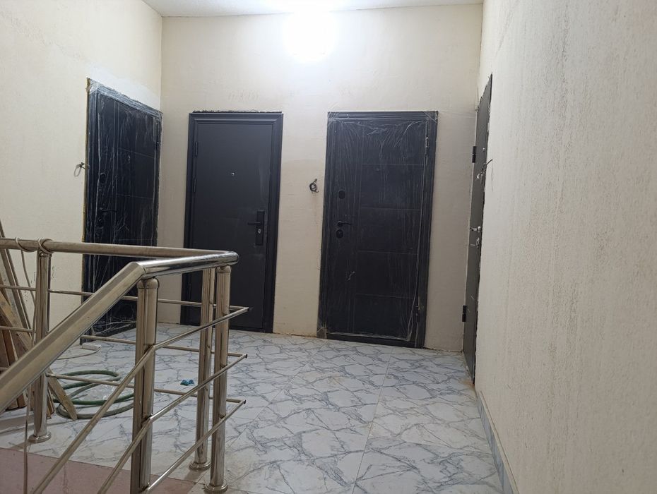 Дуплекс квартира Строитель