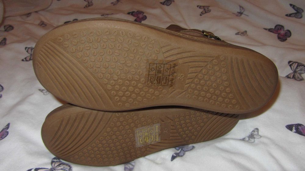 CRAFTED нови боти, 35 номер, стелка 22,5 см