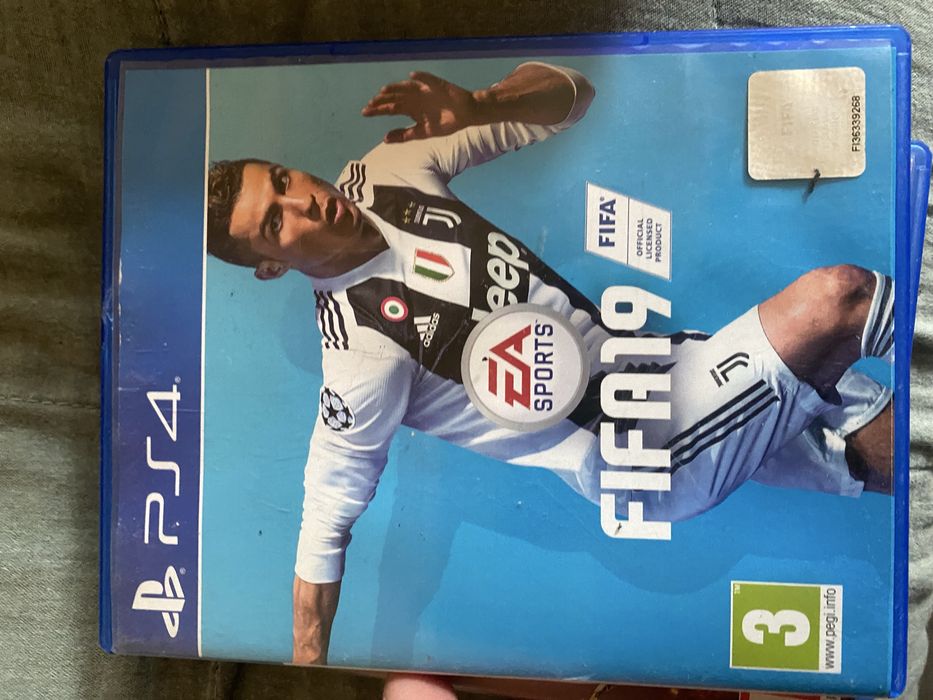 Play Station 4 slim с волан и педали