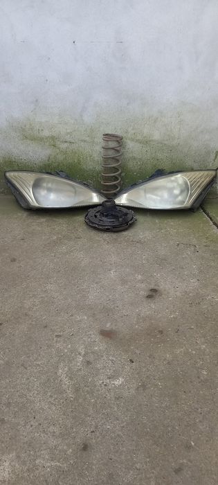 Statie și piese ford focus mk1