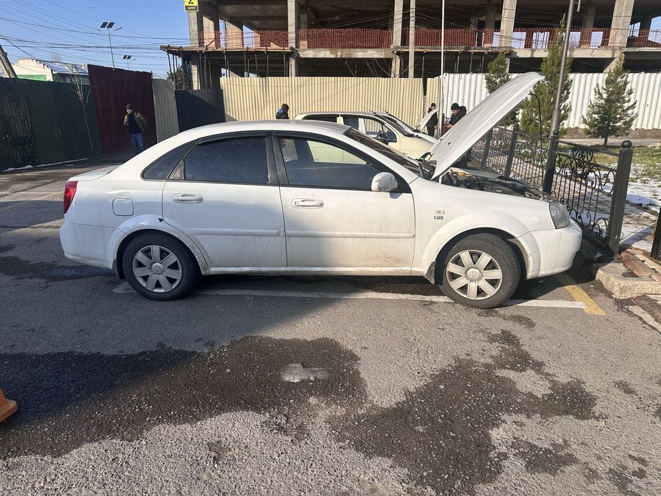 Продаю свою Lacetti