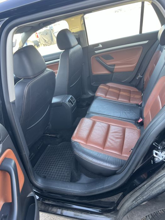 Volkswagen golf 6 panoramic Rate/Cash
