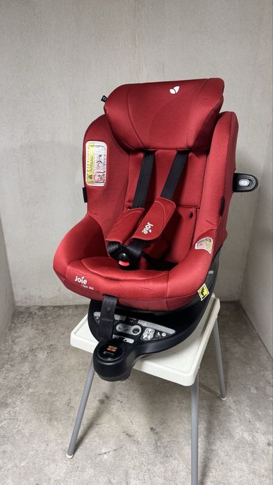 Scaun auto rotativ Joie i-Trillo-Fx,, 0-18 kg, stare foarte buna
