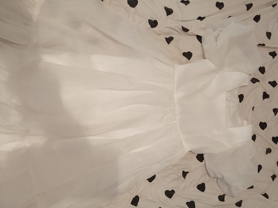 Платье белое вечернее