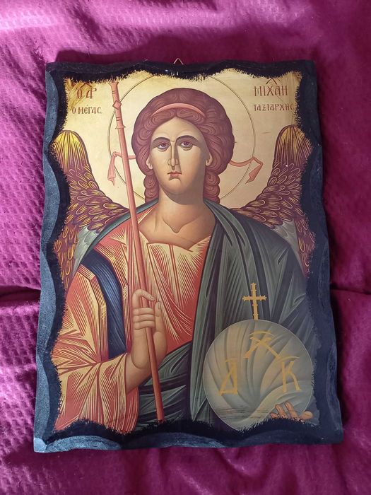 Ръчно изработена икона от дърво