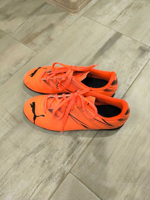 Стоножки/ футболни обувки Пума