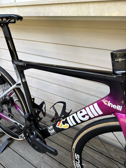 Карбонов шосеен велосипед Cinelli Pressure 2 – Team Edition (MBH Bank Ballan CSB Colpack)
